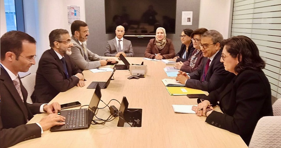 واشنطن : محافظ البنك المركزي التونسي يلتقي مسؤولين ماليين ومستثمرين دوليين على هامش اجتماعات الربيع